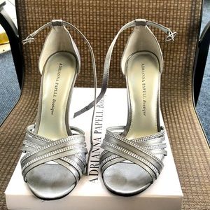 Adrianna Papell Elena pewter sheena satin heels size 9 1/2